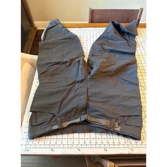 The North Face Men's Black Nylon Hiking Convertible Pants Zip Off Shorts XL - Picture 14 of 16